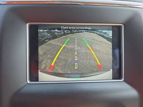 Used 2018 Jeep Grand Cherokee Laredo image 18