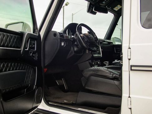 Used 2015 Mercedes-Benz G 63 AMG 4MATIC image 19