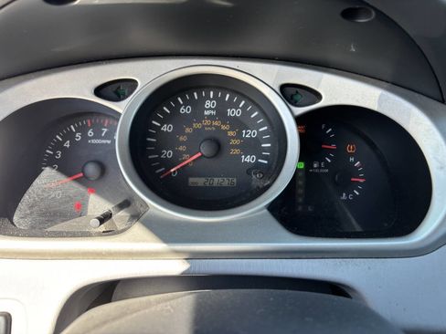 Used 2004 Toyota Highlander 2WD V6 image 16