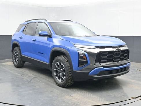 New 2026 Chevrolet Equinox ACTIV w/ Convenience Package III FWD image 2