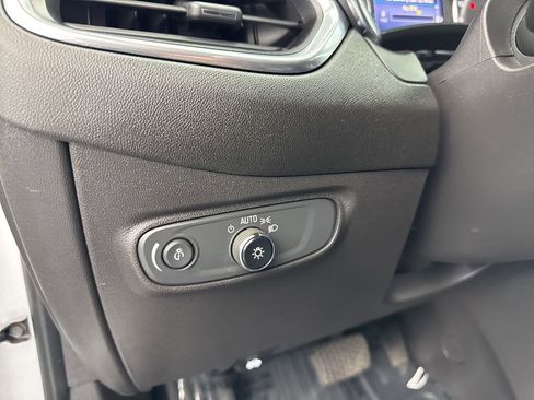 Used 2020 Chevrolet Equinox LT AWD/4WD image 27