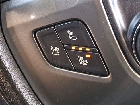 Used 2019 Chevrolet Silverado 2500 LTZ w/ Duramax Plus Package image 28