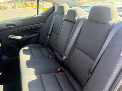Used 2025 Nissan Altima 2.5 SV FWD image 24