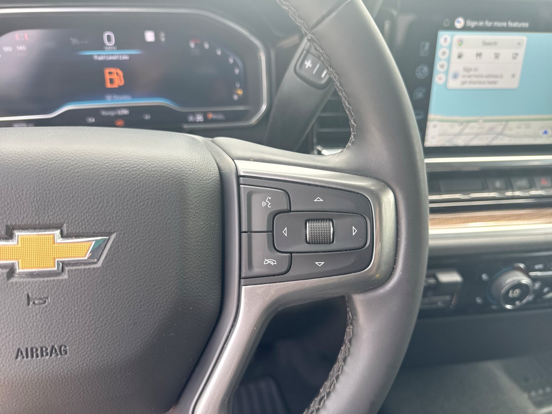 Used 2025 Chevrolet Silverado 2500 LT w/ Convenience Package AWD/4WD image 26