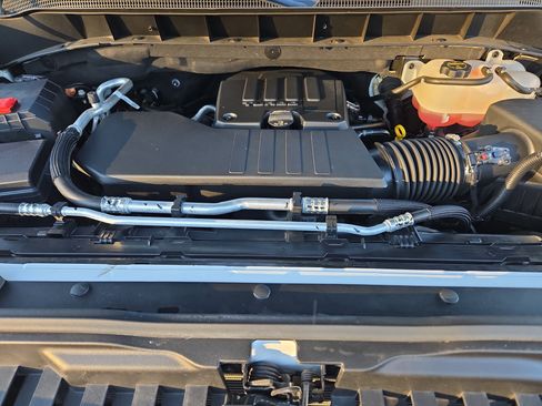 Used 2024 Chevrolet Silverado 1500 Custom image 19