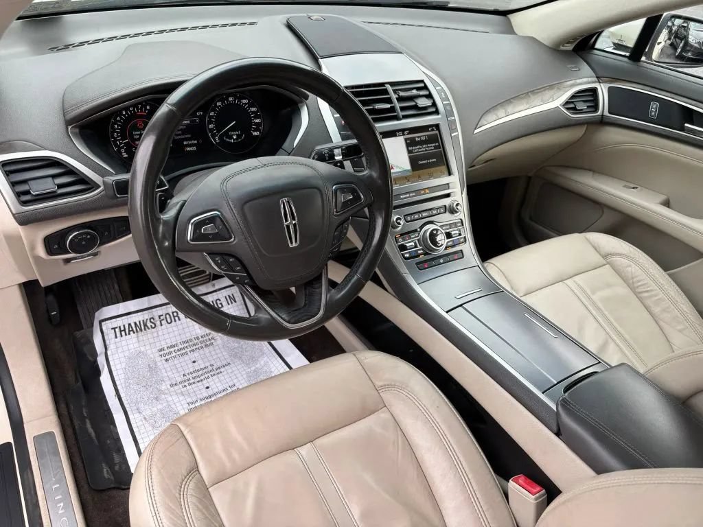 Used 2018 Lincoln MKZ Select w/ Select Plus Package AWD/4WD image 2