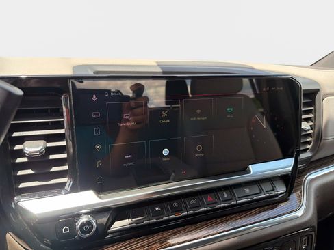Used 2024 GMC Sierra 1500 SLE RWD image 23