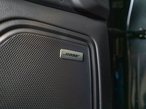 New 2026 Porsche Macan image 22