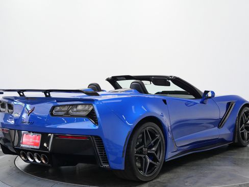 Used 2019 Chevrolet Corvette ZR1 RWD image 9