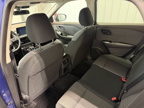 Used 2022 Nissan Rogue S AWD/4WD image 15