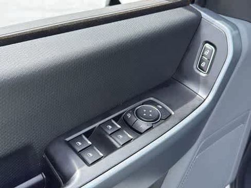 Used 2023 Ford F150 XLT AWD/4WD image 12