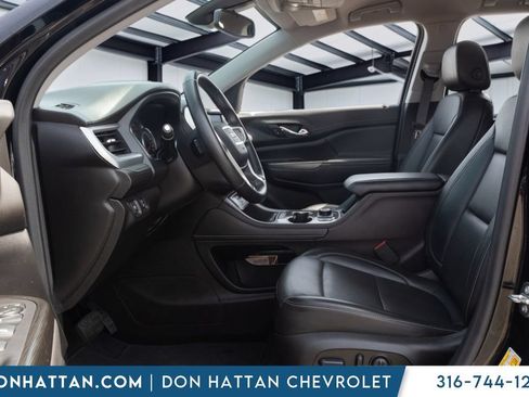 Used 2023 GMC Acadia SLT AWD/4WD image 3