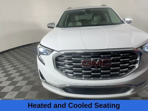Used 2020 GMC Terrain Denali w/ Denali Premium Package image 6