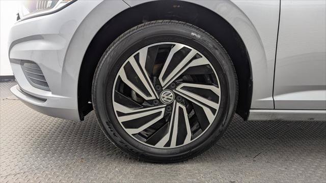Used 2020 Volkswagen Jetta SEL FWD image 29