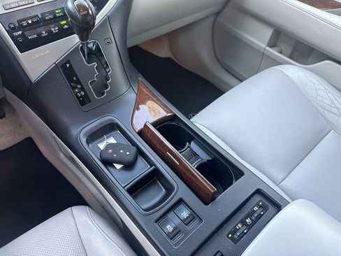 Used 2010 Lexus RX 350 AWD w/ Premium Pkg image 31