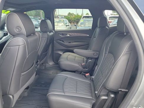 Used 2023 Buick Enclave Avenir w/ Avenir Technology Package AWD/4WD image 12