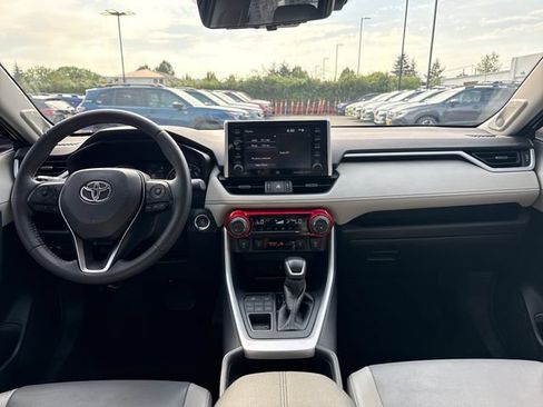 Used 2021 Toyota RAV4 XLE Premium AWD/4WD image 11