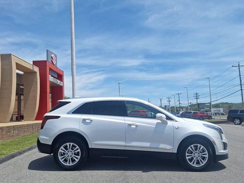 Used 2020 Cadillac XT5 Luxury AWD/4WD image 3
