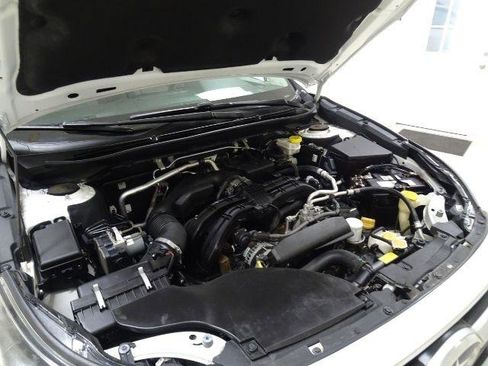 Used 2020 Subaru Outback Premium image 36