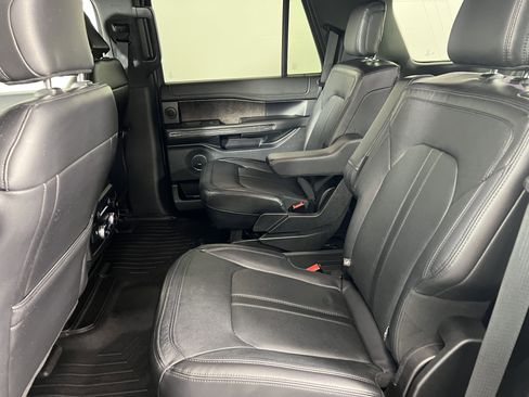 Used 2019 Ford Expedition Limited w/ Special Edition Package image 19