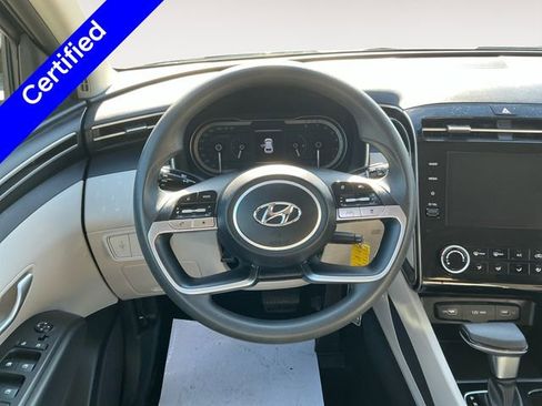 Certified 2023 Hyundai Tucson SE image 13