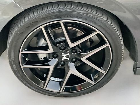 Used 2024 Honda Civic Sport Touring image 31