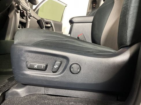 Used 2018 Toyota 4Runner SR5 image 11