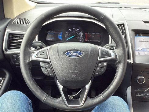 Used 2018 Ford Edge SEL w/ Equipment Group 201A image 10