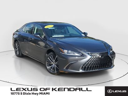 Used 2023 Lexus ES 300h w/ Premium Package