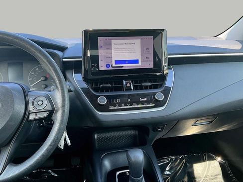 Used 2024 Toyota Corolla LE FWD image 7