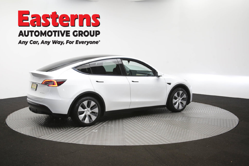 Used 2022 Tesla Model Y Long Range AWD/4WD image 40