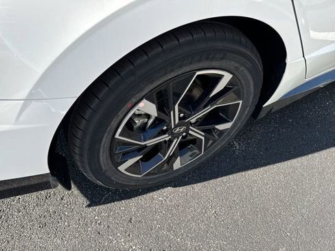 Used 2024 Hyundai Sonata SEL image 13