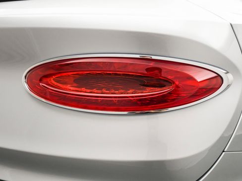 New 2025 Bentley Bentayga image 25