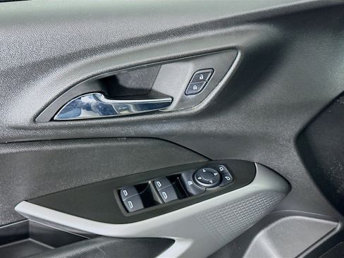 Used 2024 Chevrolet Trax LS w/ Driver Confidence Package image 15