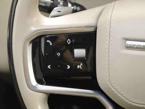 Used 2021 Land Rover Range Rover Velar R-Dynamic S image 37