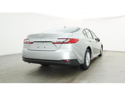 New 2026 Toyota Camry LE image 24