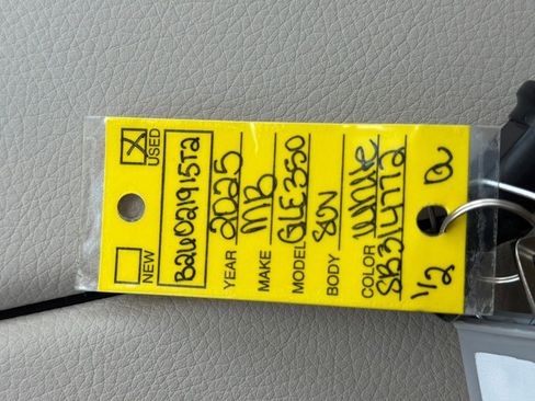 Certified 2025 Mercedes-Benz GLE 350 4MATIC image 28