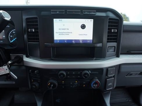 Used 2023 Ford F250 XLT w/ FX4 Off-Road Package image 28