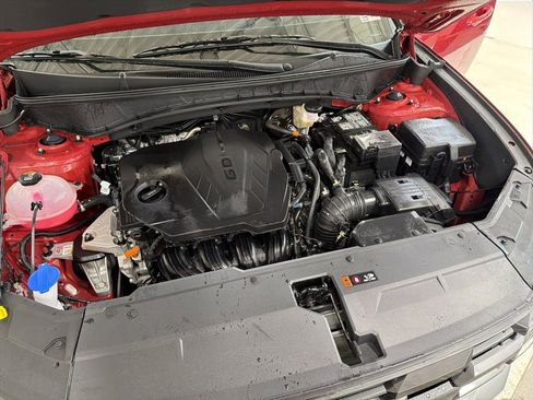 Certified 2025 Hyundai Tucson SE image 10