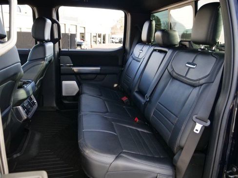 Used 2025 Ford F450 Platinum w/ FX4 Off-Road Package image 42