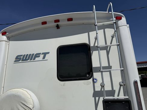 Used 2004 Chevrolet Express 3500 w/ RV Package. Upfitter Option RWD image 13