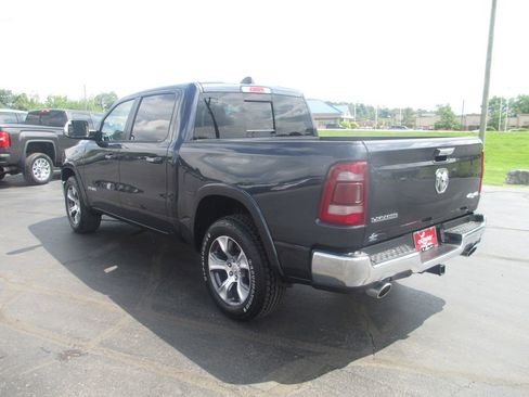 Used 2021 RAM 1500 Laramie AWD/4WD image 9