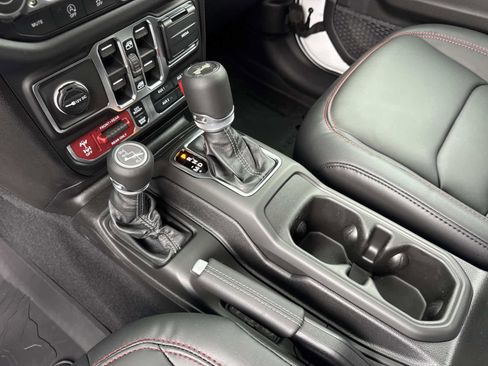 New 2026 Jeep Wrangler Unlimited Rubicon image 43