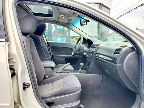Used 2009 Ford Fusion SEL FWD image 12