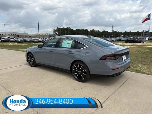 New 2026 Honda Accord Hybrid Touring image 4