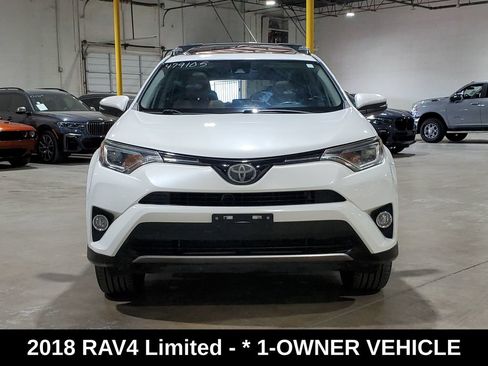 Used 2018 Toyota RAV4 Limited FWD image 2