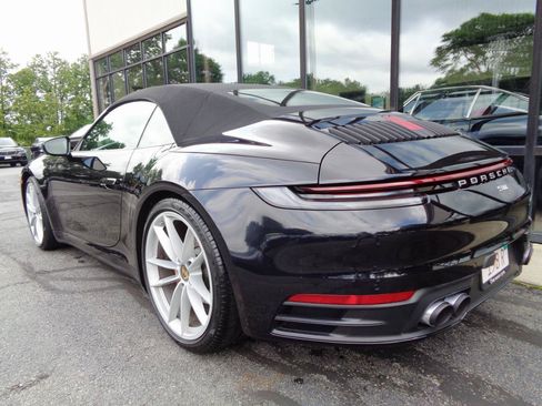Used 2021 Porsche 911 Carrera image 8