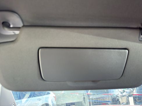 Used 2024 Chevrolet Silverado 1500 LT image 27