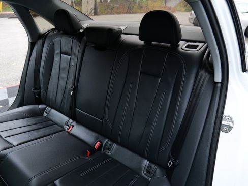 Used 2022 Audi A4 2.0T Premium image 45