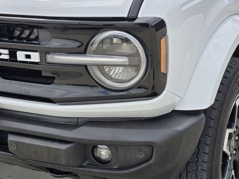 Used 2023 Ford Bronco Outer Banks AWD/4WD image 8
